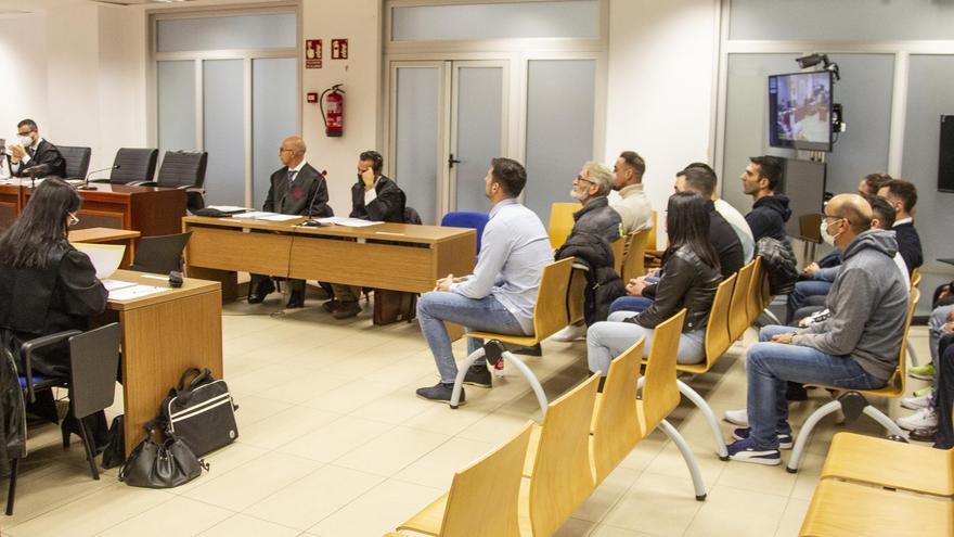 Ocho condenados y 7 absueltos de una red que exportaba droga desde Alicante como si fuera calzado