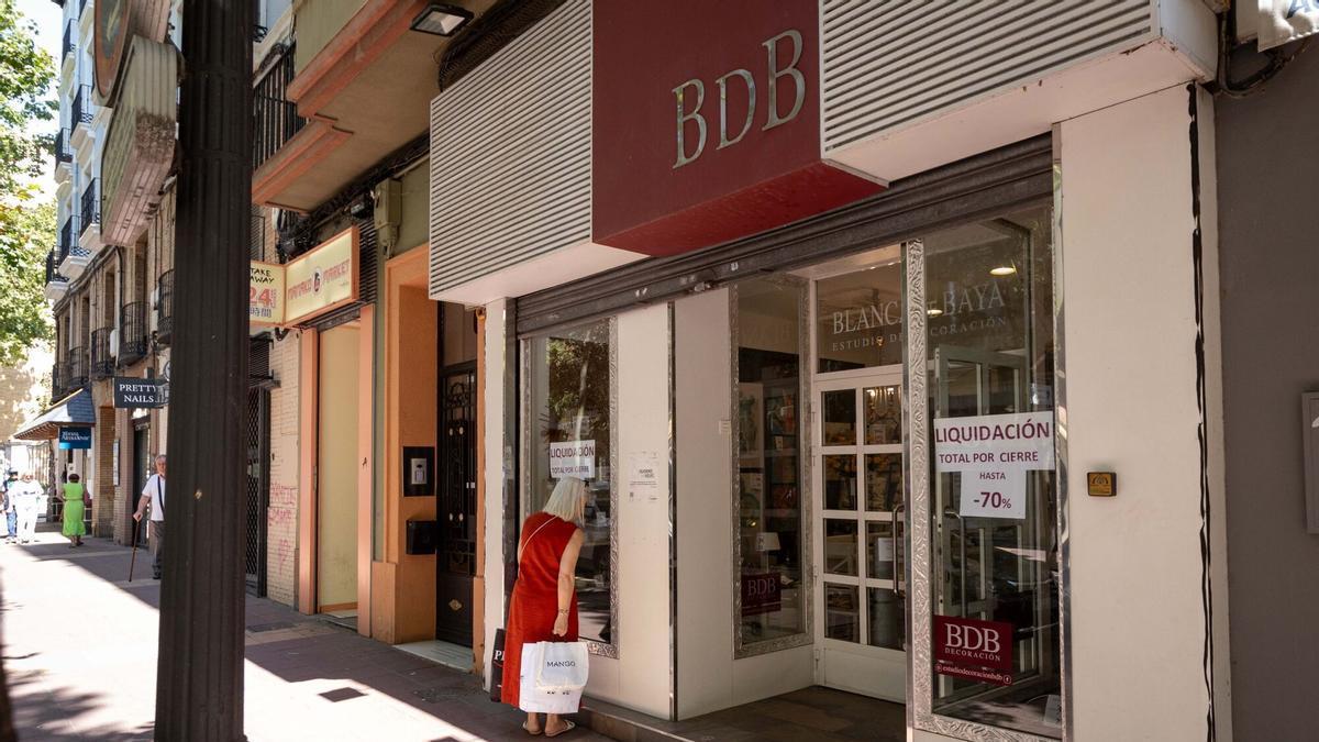 El local, situado en la calle Pamplona, cerrará sus puertas al liquidar existencias