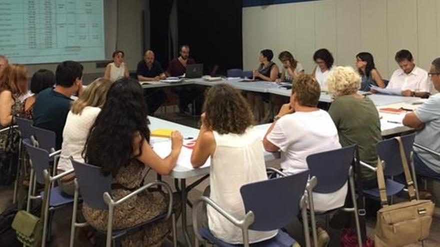 Un moment de la sessió del Consell, al centre cívic Ter.