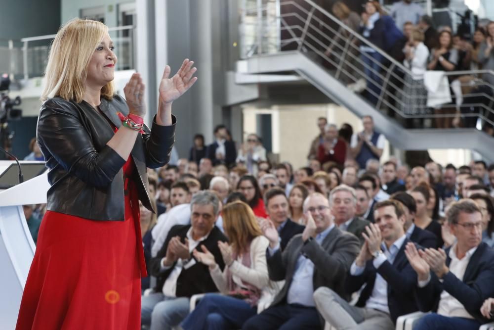 El presidente del Partido Popular lidera un acto en el Auditorio Mar de Vigo en el que estuvo arropado por Alberto Núñez Feijóo, Alfonso Rueda, Ana Pastor o Elena Muñoz.