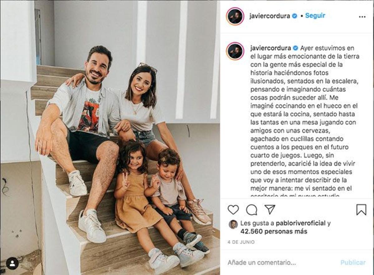 Javier Castillo con su familia