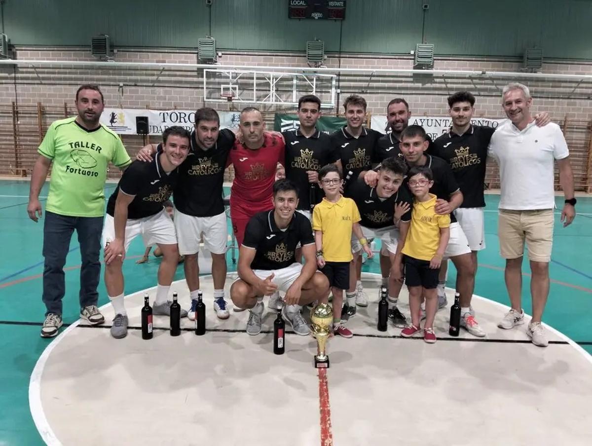 Imagen de uno de los conjuntos de la Liga de Verano de fútbol sala de Toro ede una edición anterior.