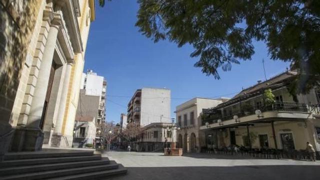 Vista de la plaza de España, centro neurálgico de San Vicente del Raspeig.