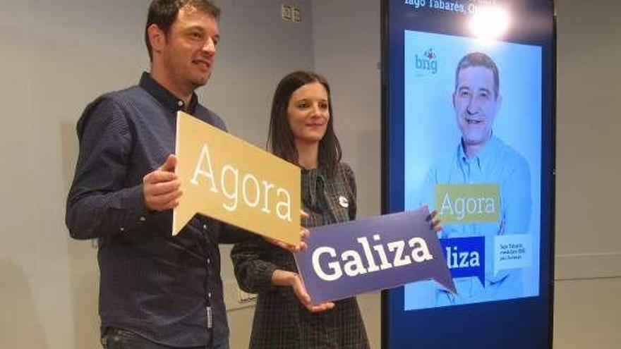 Xabier Campos y Olalla Rodil, ayer en Santiago. // E. P.