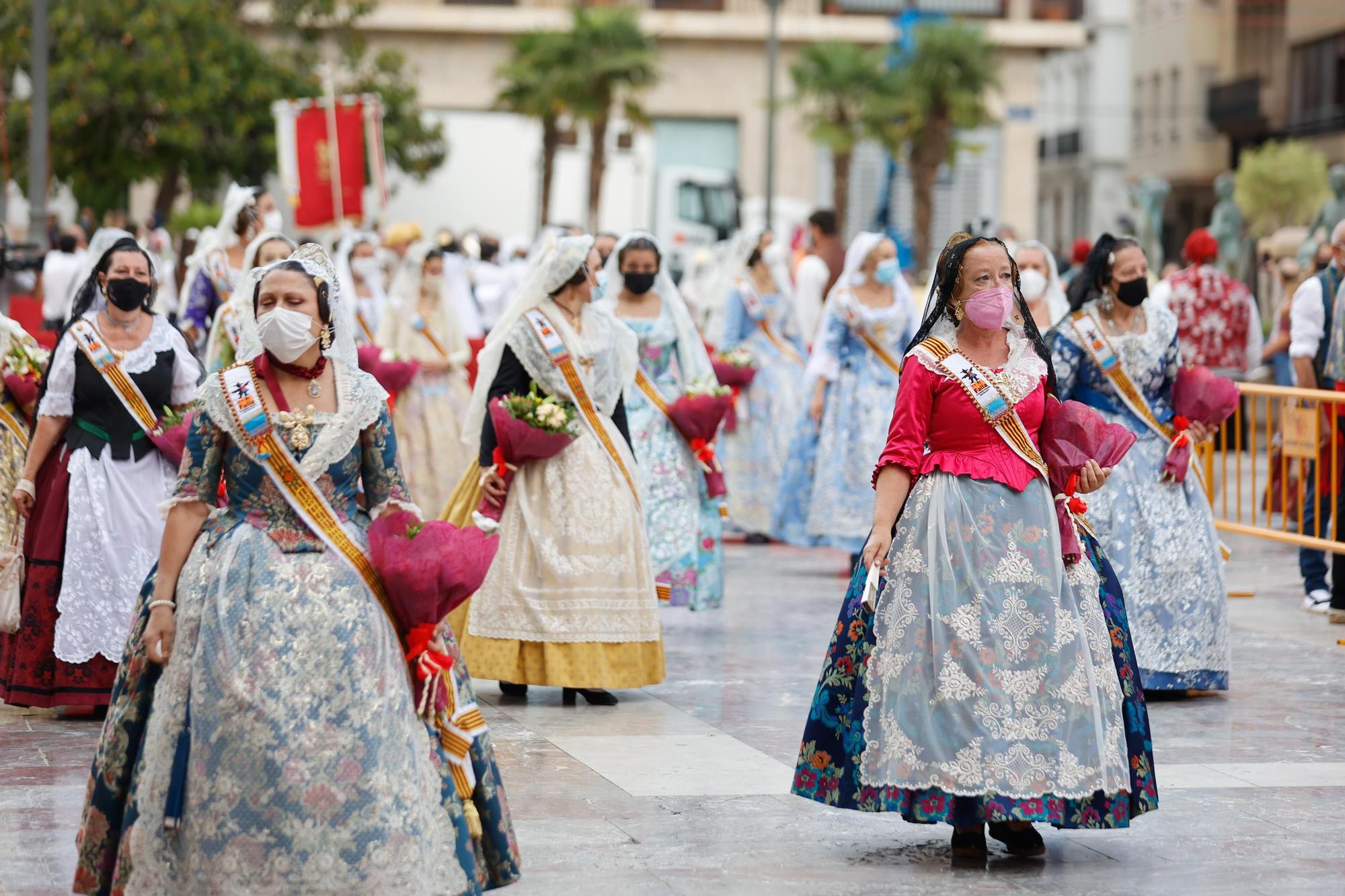 Búscate en el segundo día de Ofrenda por la calle Caballeros (entre las 17.00 y las 18.00 horas)