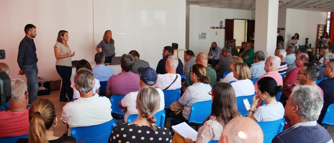 Un momento de la reunión celebrada en Los Llanos de Aridane