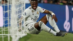 Soccer Football - Champions League - Round of 16 Second Leg - Real Madrid v Ajax Amsterdam - Santiago Bernabeu, Madrid, Spain - March 5, 2019  Real Madrid’s Vinicius Junior reacts after sustaining an injury  REUTERS/Susana Vera