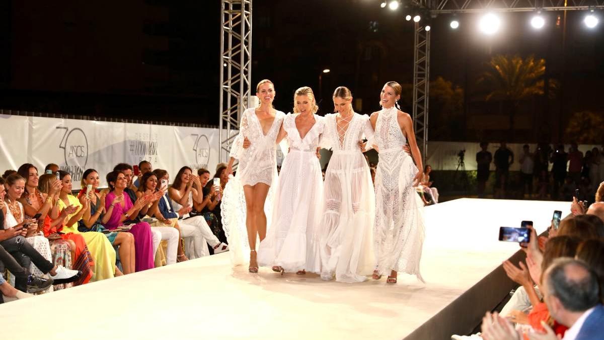 El primer desfile de la revista Woman en Ibiza: una oda a la moda Adlib Ibiza