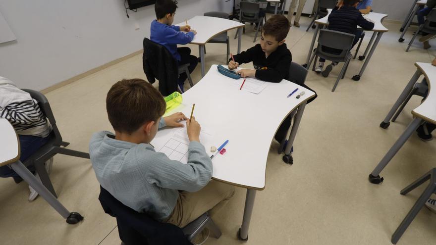 Imágenes de la final de la 32º edición de la Jornada Matemática Valencia en el Colegio Guadalaviar