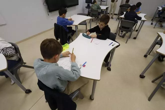 Imágenes de la final de la 32º edición de la Jornada Matemática Valencia en el Colegio Guadalaviar