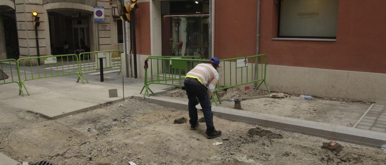 S’espera que a finals de juliol quedi asfaltat el tram del carrer Col·legi fins al carrer Sant Pau