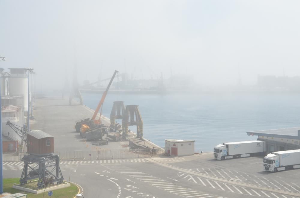Desguace de la memoria portuaria de A Coruña