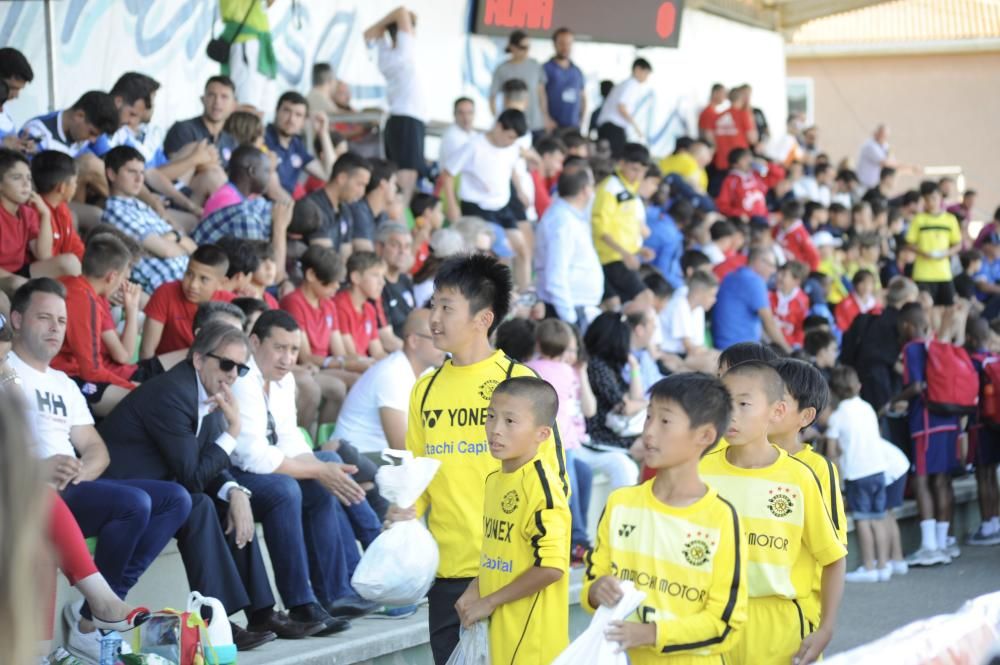 Los jóvenes del Submarino Amarillo doblegaron en la final a la Roma, que debutaba en el torneo.