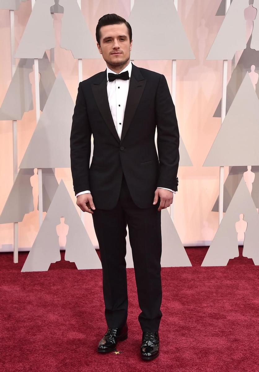 Oscar 2015, Josh Hucherson con esmoquin