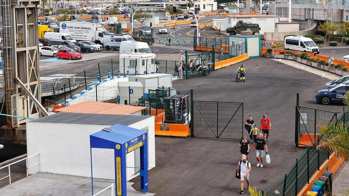 Puerto de Santa Cruz de Tenerife.