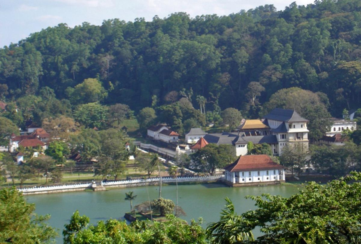 kandy-temple-of-tooth