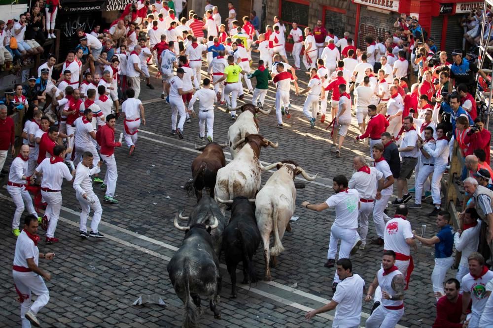 Tercer encierro de San Fermín 2018 con los toros de la ganadería Cebada Gago