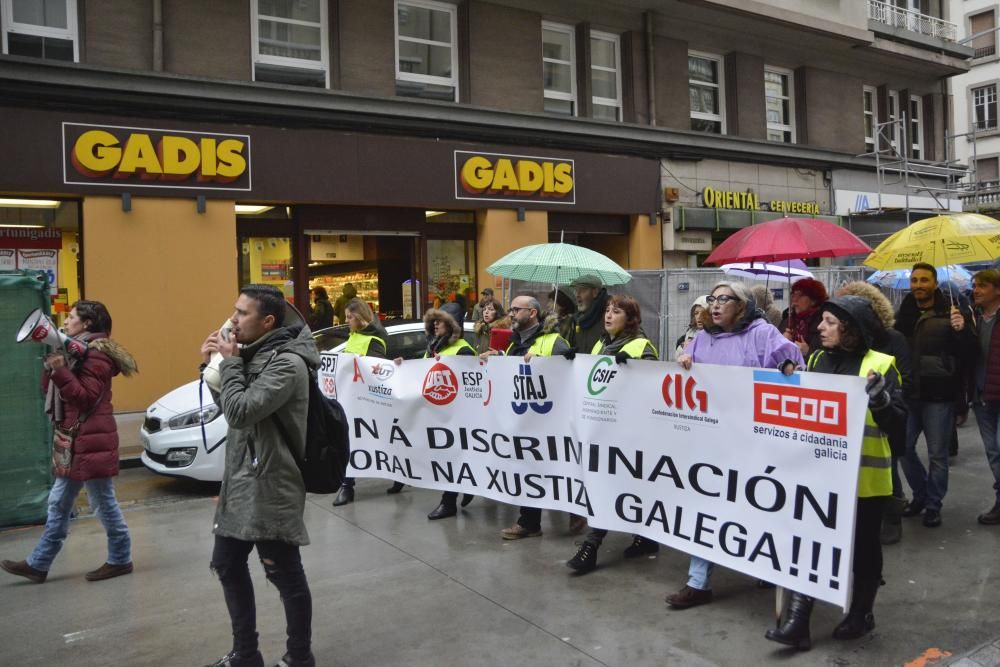 La protesta ya acumula 16 jornadas con más de 8.000 juicios suspendidos y los registros civiles paralizados.