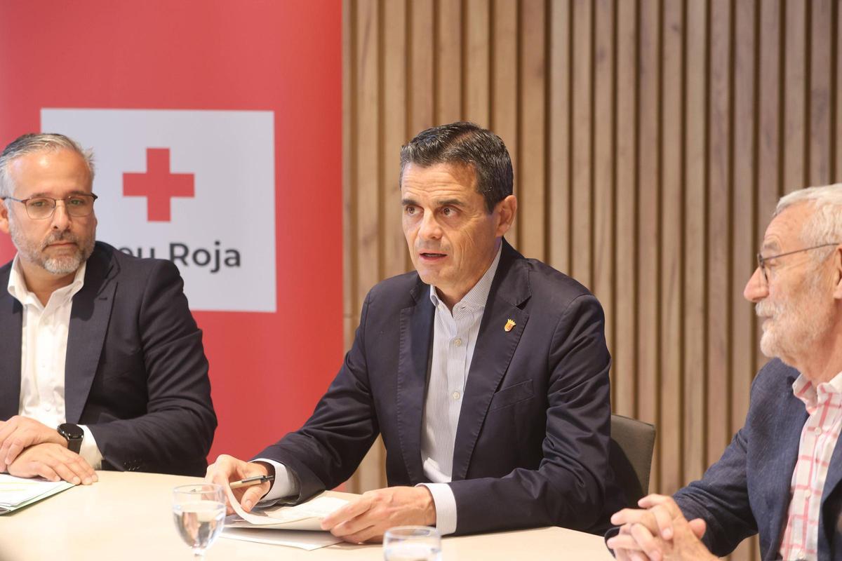 Julio Delgado, director general de Industria, durante su intervención.