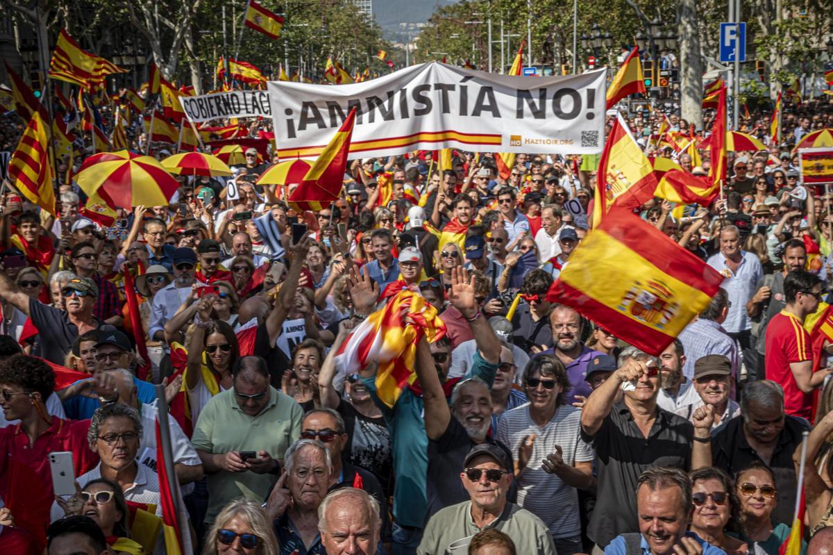 Manifestació del 8 d’octubre, en directe: última hora de la convocatòria contra l’amnistia a Barcelona