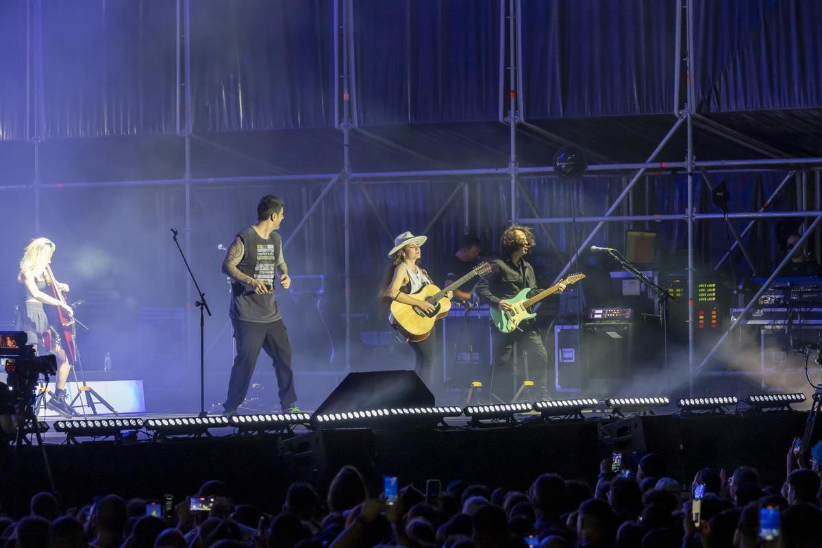 Más de 8.500 personas disfrutan del concierto de Melendi en Brilla Torrevieja