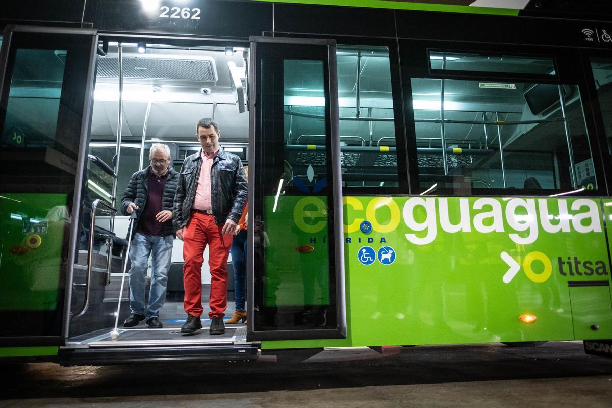 Presentación de 31 nuevas guaguas para la flota de Titsa,