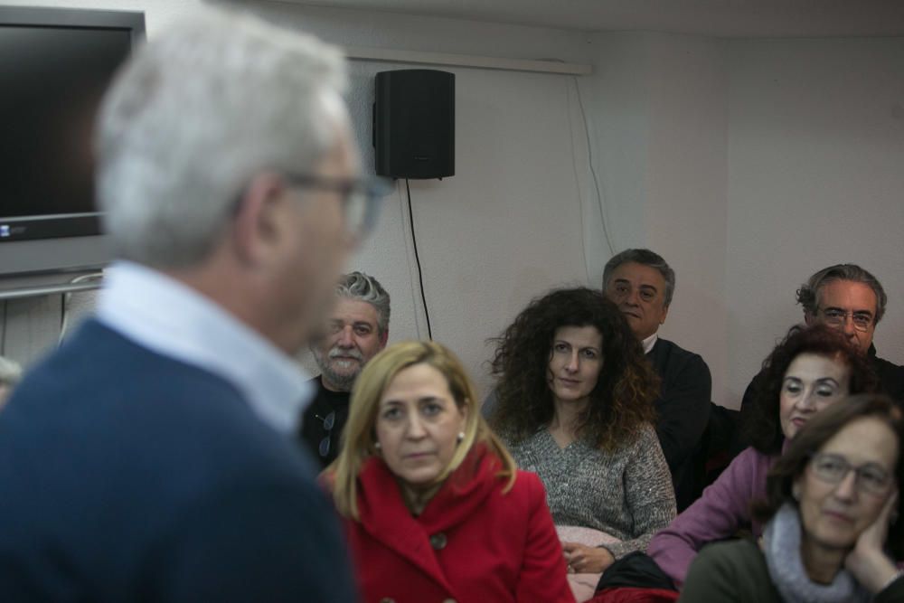 José Asensi presenta su precandidatura a las primarias del PSPV en Alicante