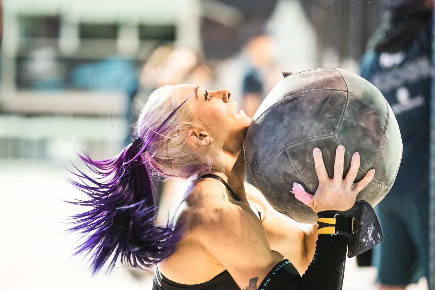 Silvia, músculos que son vida: la historia de una ovetense que triunfa en el crossfit