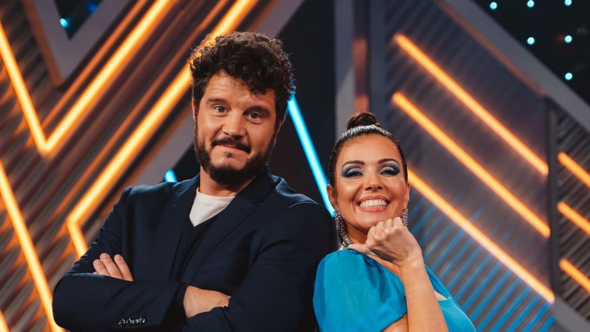 Xosé Antonio Touriñán e a presentadora Lucía Rodríguez. |   // TVG