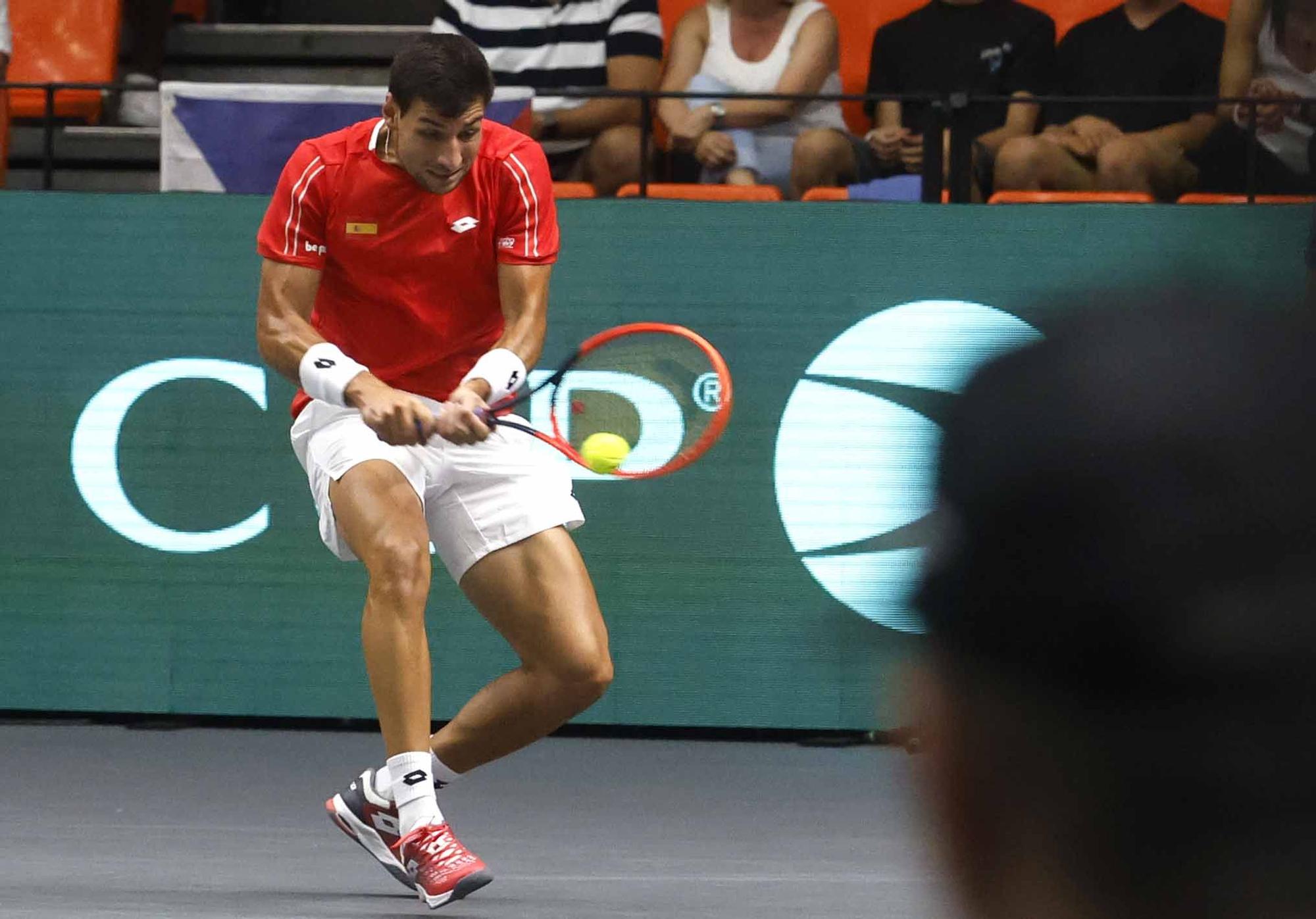 Segunda jornada de Copa Davis, ya con Djokovic entrenando en L´Alqueria