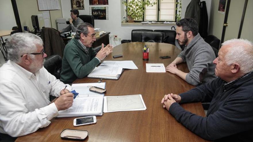El PSOE pide revisar la titularidad del camino de Cuartos del Baño