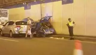 Un accidente múltiple colapsa uno de los principales túneles de Las Palmas de Gran Canaria