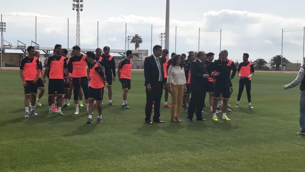 Entrenamiento de la UD Las Palmas en el campo de fútbol de El Hornillo