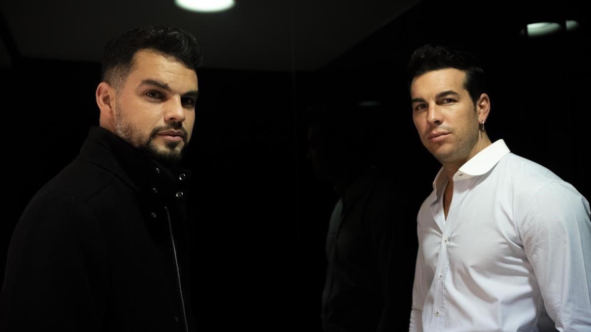 David Victori y Mario Casas, tras la presentación de 'No matarás' en el Festival de Sitges