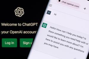 Itàlia bloqueja l’accés a ChatGPT per no respectar la protecció de dades