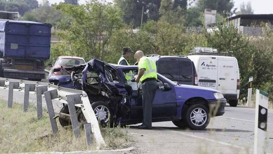 Muere un hombre en un accidente en la carretera de Olivenza