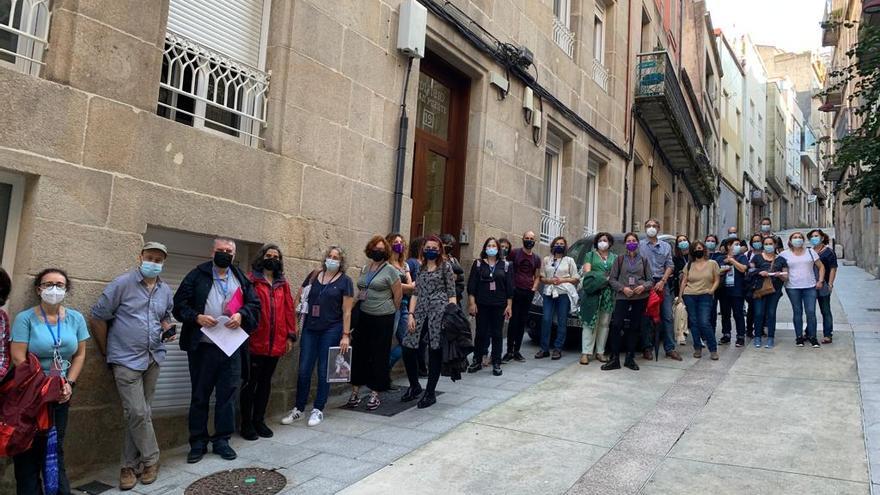 El grupo en la calle Manuel Núñez