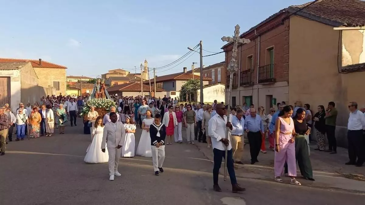 La Virgen de la Antigua de Fuentesaúco: De la devoción al "sí, tenemos toros"