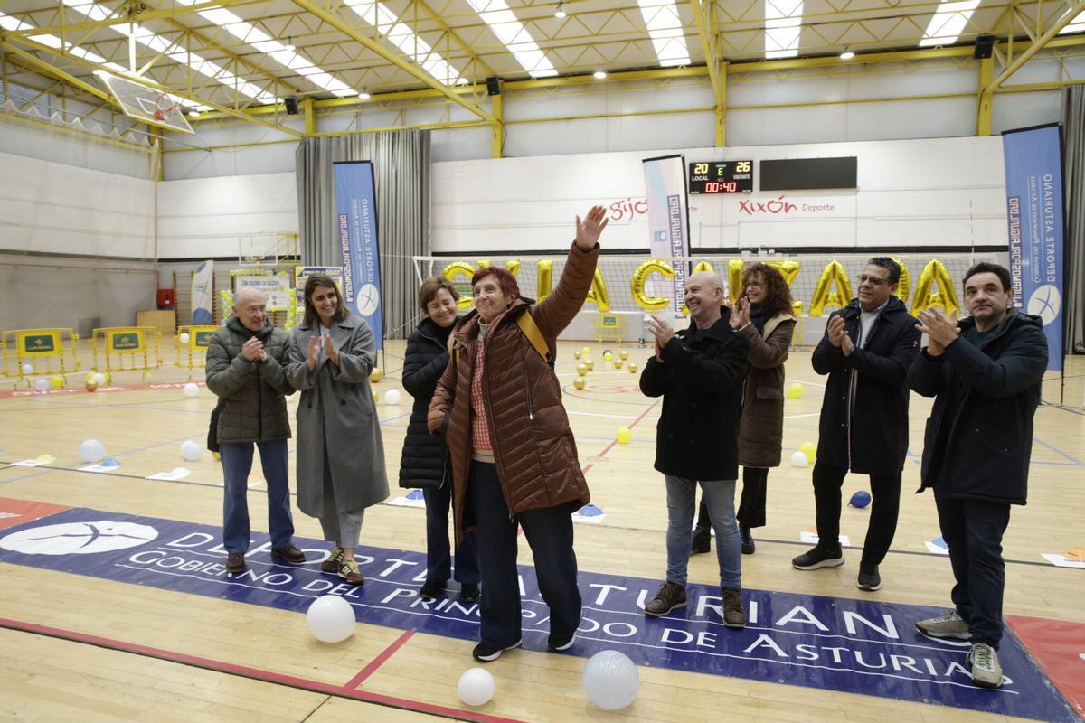 Gijón. Presentación de escuelas deportivas y equipos 2025/26 del CV La Calzada y 40 aniversario.