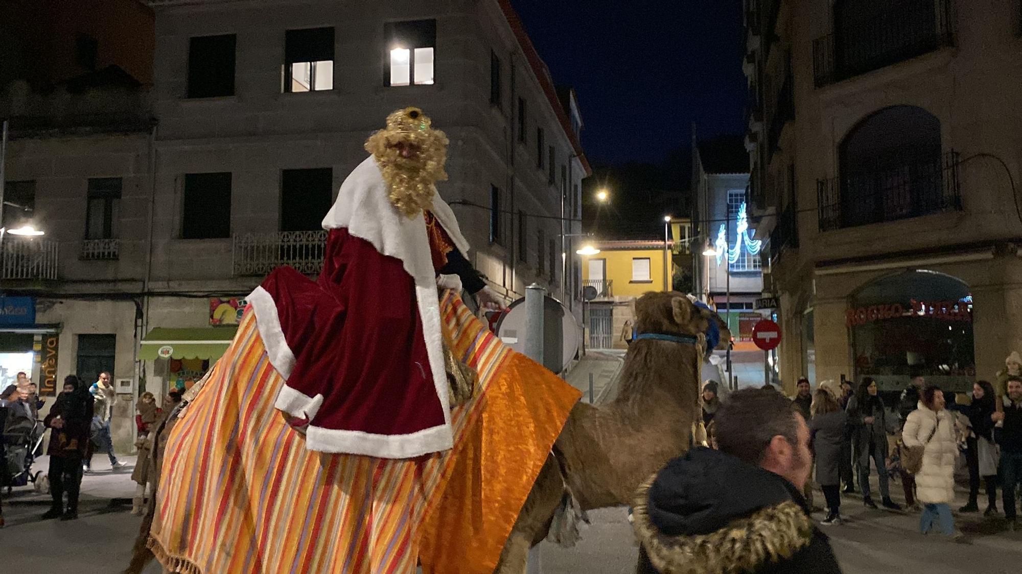 Cabalgata de los Reyes Magos en Moaña, con camellos incluidos