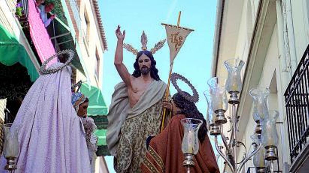 SANTÍSIMO CRISTO DEL AMOREL CRUCIFICADO ES OBRA DEL IMAGINERO VALENCIANO AMADEO RUIZ OLMOS.