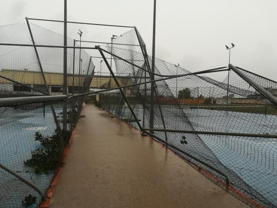 El tornado causa múltiples daños en el club de Tenis