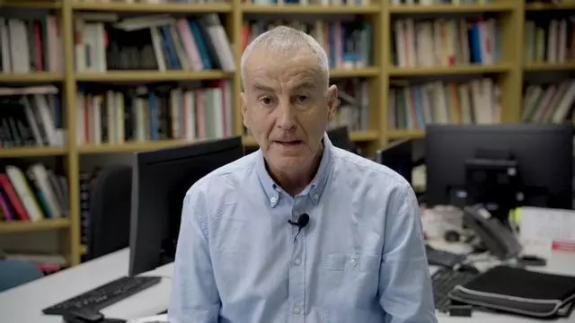 'Juan Carlos I se instalará en Andorra para estar más cerca de su familia', por Matías Vallés