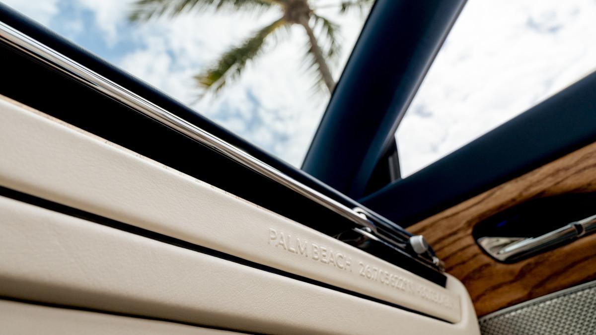 Aston Martin DB12 Volante Palm Beach Edition