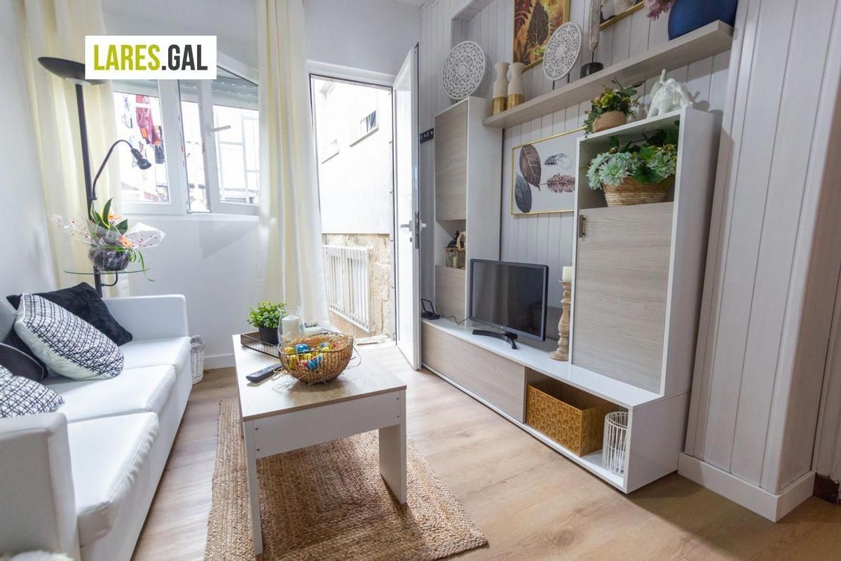 Piso reformado de 3 habitaciones en Estribela, Marín por solo 100.000 euros