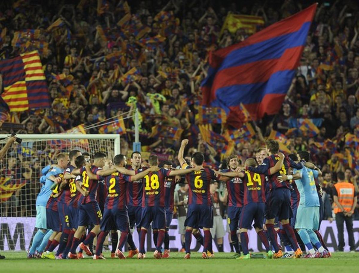 Los jugadores del Barça celebran el triunfo.