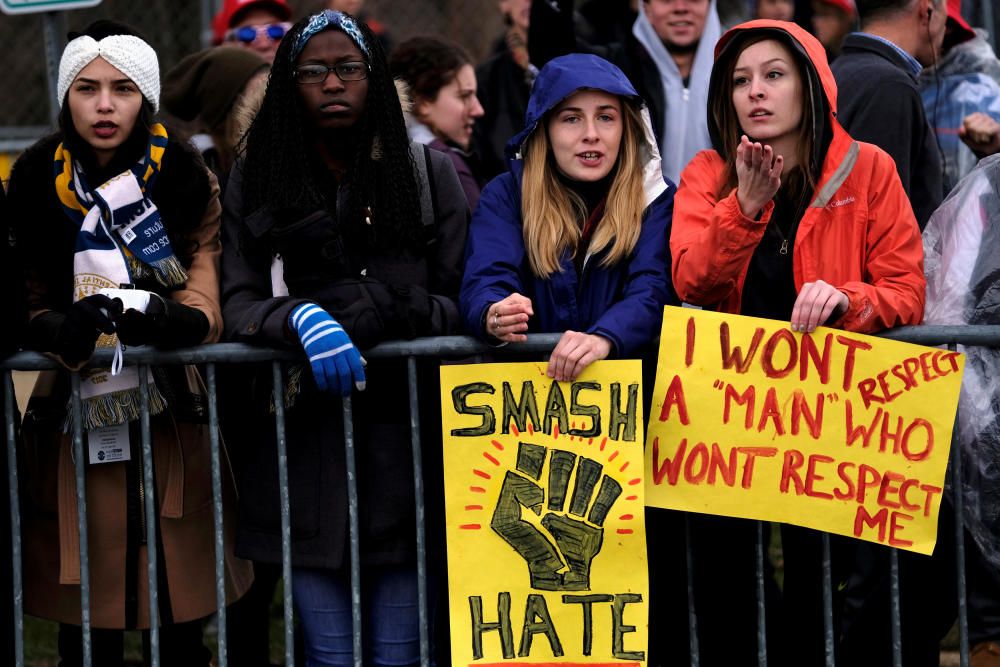 Lilly Price and Sara Owre react as U.S. ...