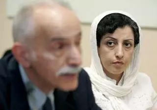 La premio Nobel de la Paz iraní Mohammadi hace frente a una nueva acusación