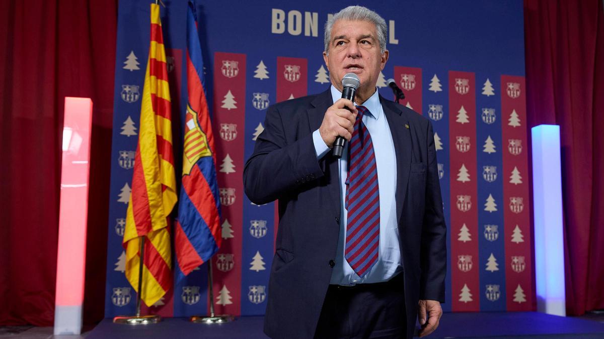 Laporta, durante su discurso en la comida de Navidad del Barça con la prensa