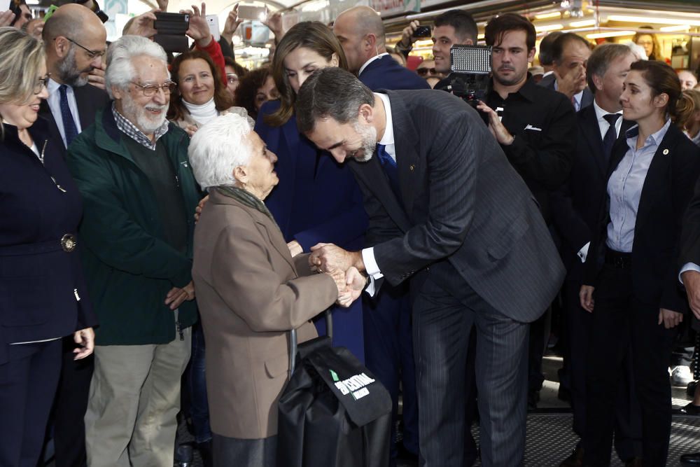 Los Reyes en el Mercado Central de Valencia